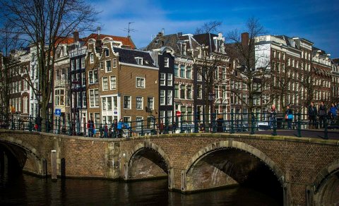 bravo-travel Amstredam